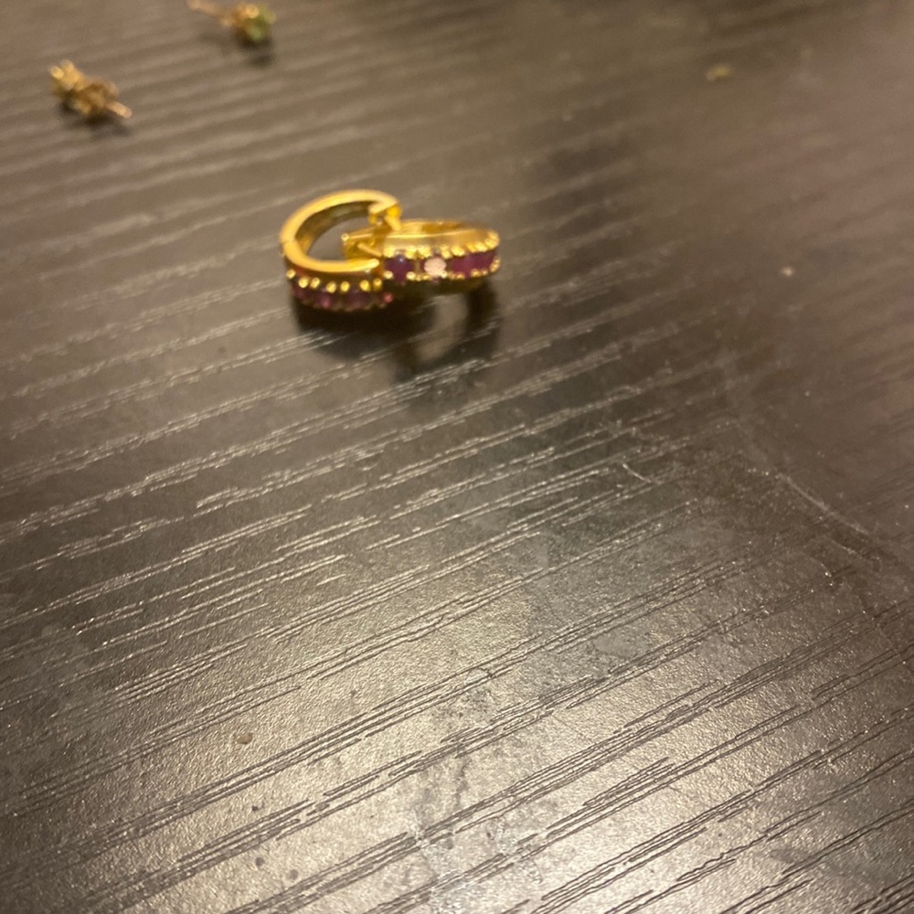 925 silver/ gold plated purple gemstone studded earrings